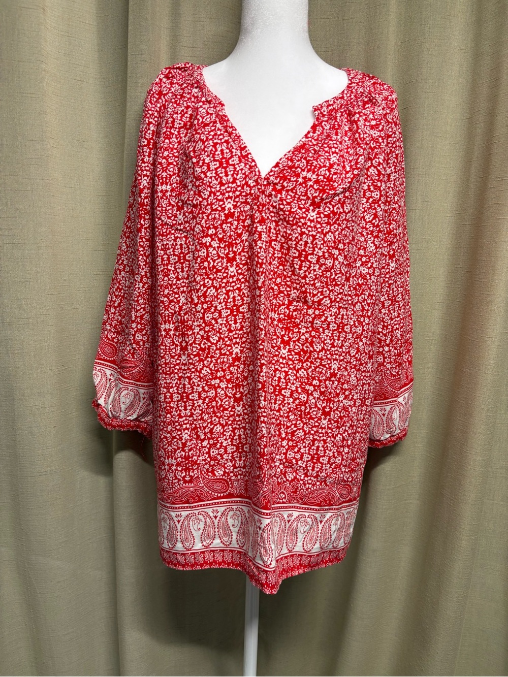 Jones New York Red and White Paisley Floral Top